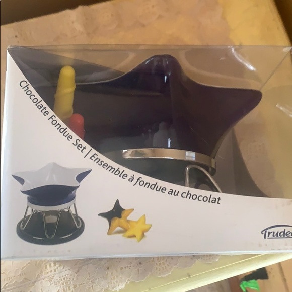 8 Piece Trudeau Fondue Set - Picture 3 of 4
